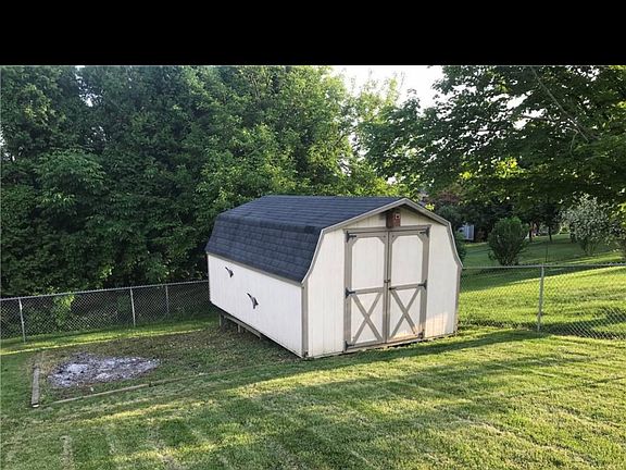 5th image of 58660 Eileen St