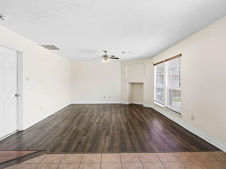 14015 Crossvale Ln — Photo 9