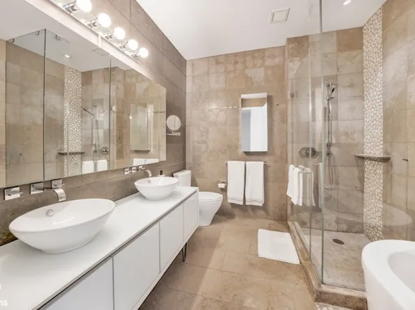 247 West 46th Street 4201 image 9 of 9