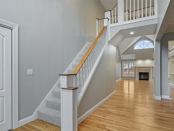 4th image of 7541 Plum Hollow Cir