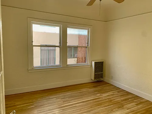 1537 Corinth Ave #4 Photo 1