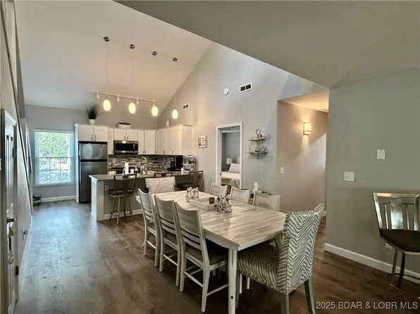 194 Charleston Dr #3B, Lake Ozark, MO 65049