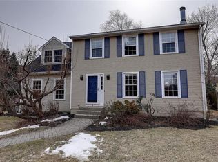 9 Burr Ave, Barrington, RI 02806