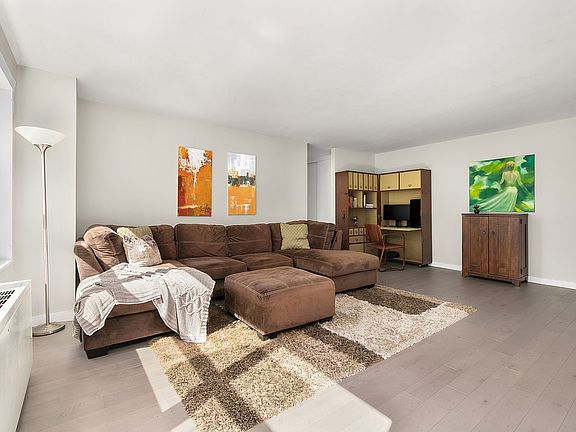 4th image of 150 W End Ave APT 17S