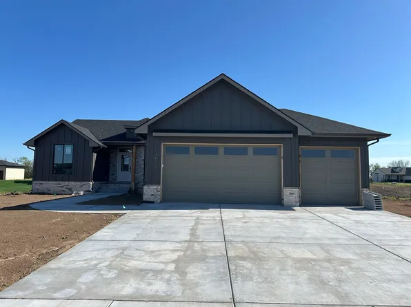 3533 S Linden Ct, Wichita, KS 67210