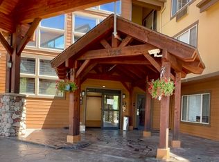 Ski Town Apartments - Walk downtown, jump in the pool or soak in the hot tubs, Steamboat Springs ..., Steamboat Springs, CO 80487