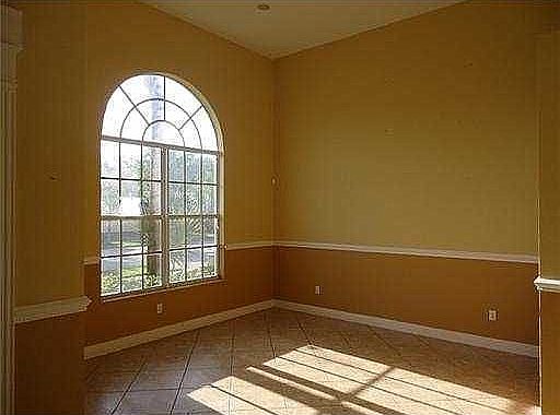 4th image of 3857 E Hibiscus St