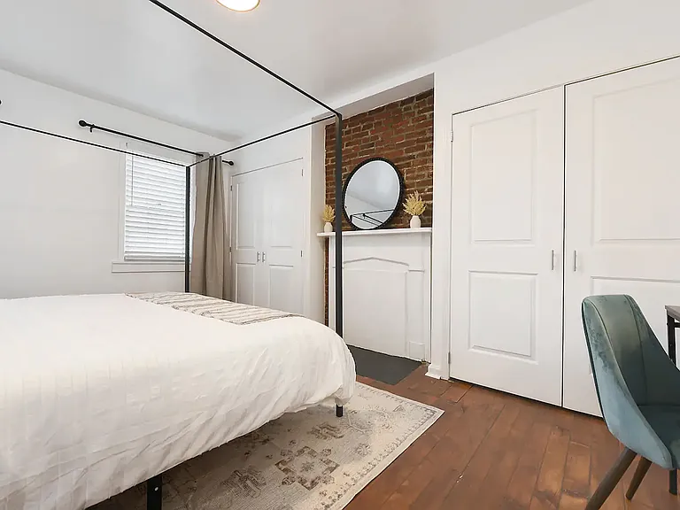 1060 Steuben St #1 — Photo 17
