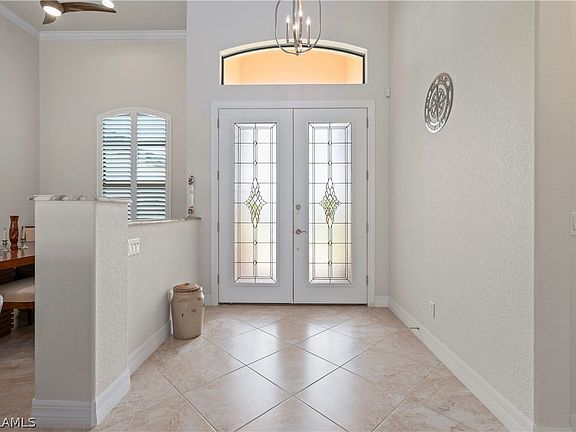 5th image of 476 Sweetwater Dr