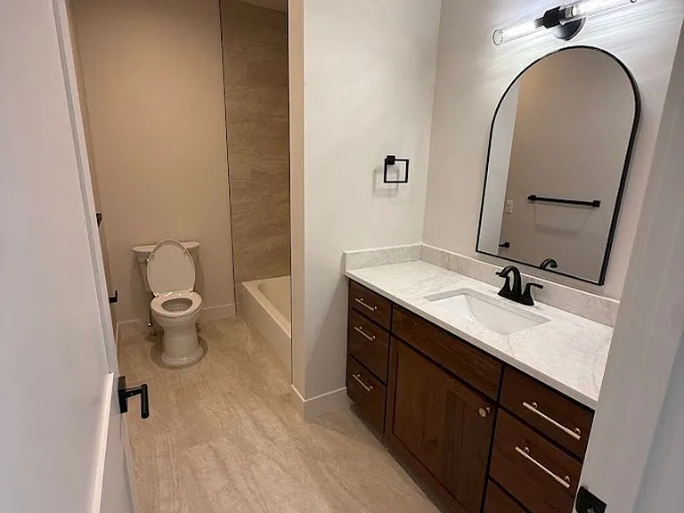 34 Mount Yale Ct — Photo 6