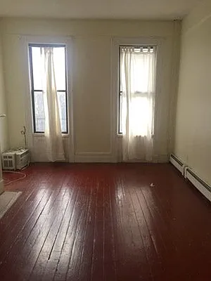 Rented by Capri Jet Realty Corp | media 20