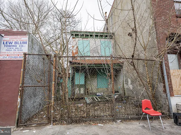 2902 W Fletcher St, Philadelphia, PA 19132