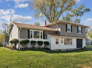 364 Division St, Crete, IL 60417