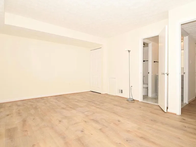 13246 Bayberry Dr — Photo 21