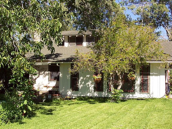 Front - Driveway View