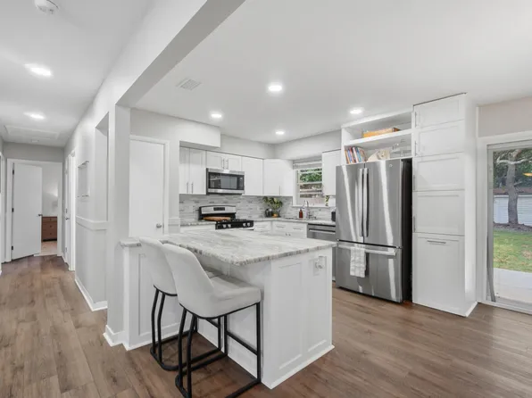 22 Woodham Ave, Fort Walton Beach, FL 32547