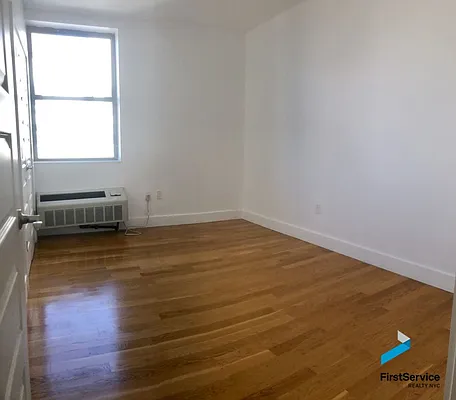 Rented by FirstService Realty (legacy) | media 7