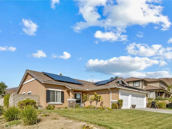 7814 Santa Angela St, Highland, CA 92346