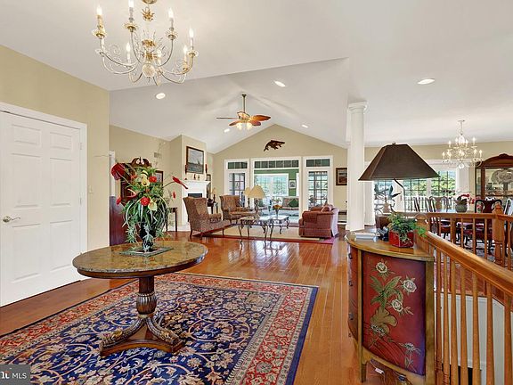 2nd image of 7133 Lone Ridge Ct