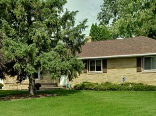 2445 Bluestone Pl, Green Bay, WI 54311