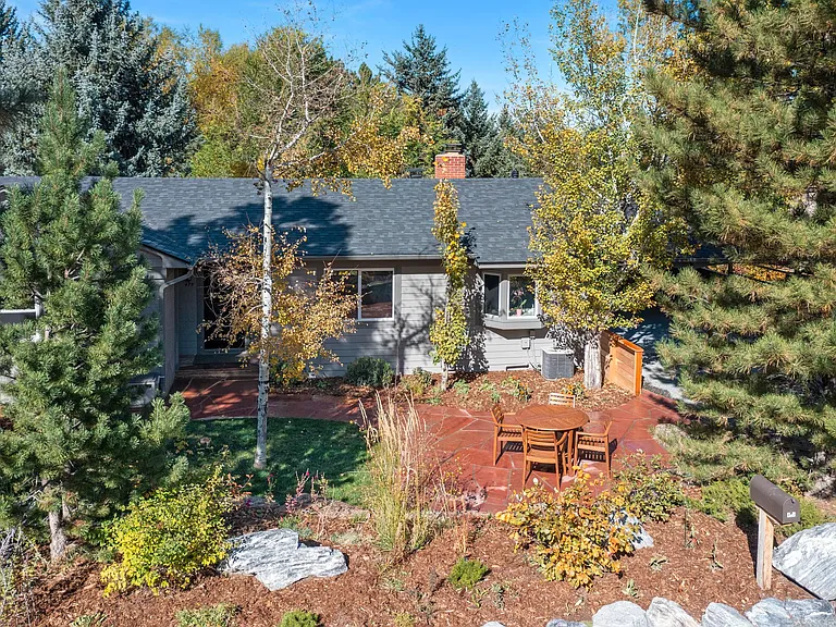 475 Baseline Rd — Photo 5