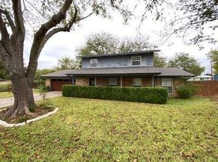 105 Primrose Dr, Weatherford, TX 76087