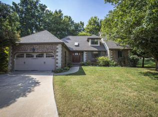 3103 E Topping Cir, Springfield, MO 65804