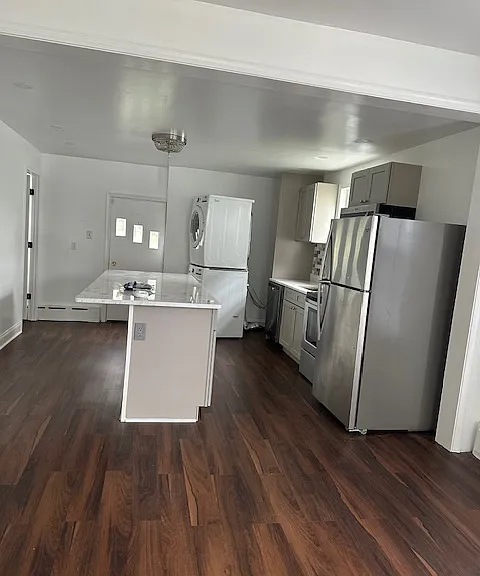 7813 Montgomery Ave — Photo 2