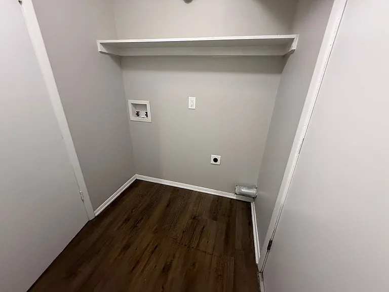 32 Del Tara Dr — Photo 9