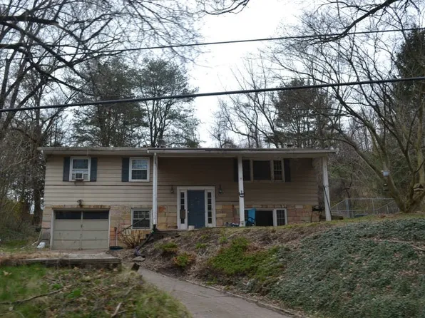 1534 Bloomingrove Rd, Williamsport, PA 17701