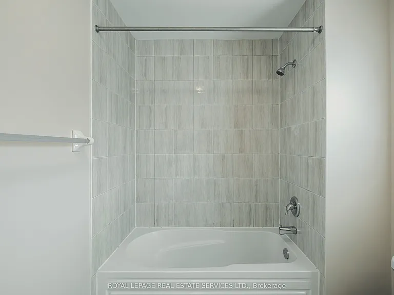 152 Munro Cir — Photo 33