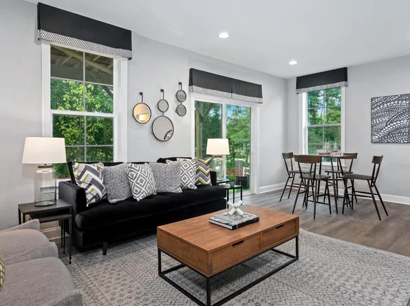 2014 Alice Ct, Frederick, MD 21702