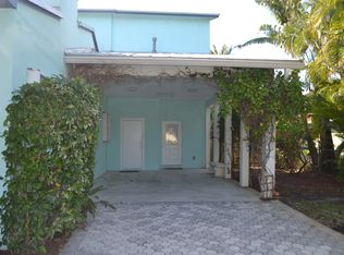 242 Bloomfield Dr, West Palm Beach, FL 33405