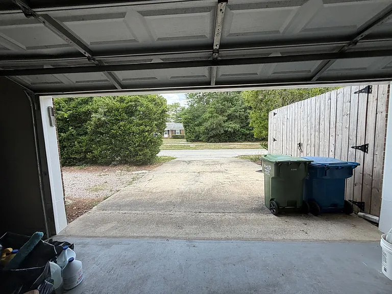 3201 Chalmers Dr — Photo 4