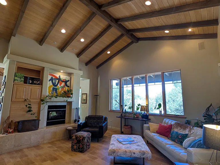 8565 Orcutt Rd — Photo 6