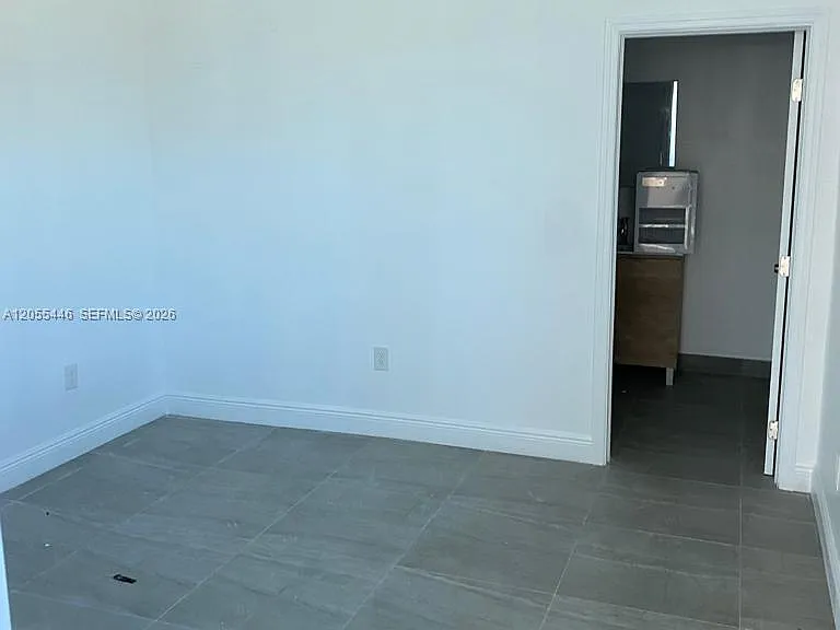 4023 SW 19th St #D — Photo 8