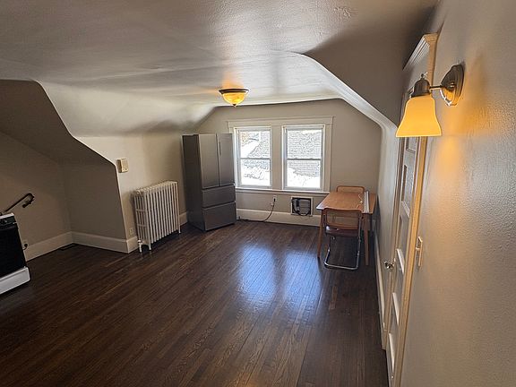 4th image of 24-26 Warren Ave #1