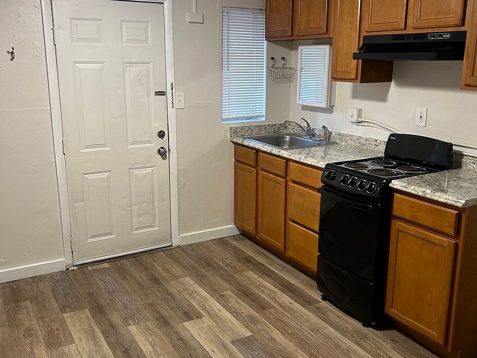 1st image of 636 S Quitman St #6