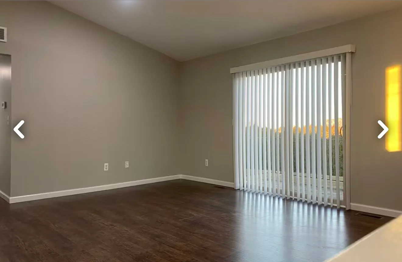2 bed, 950 sqft, $1,550 — Photo 4