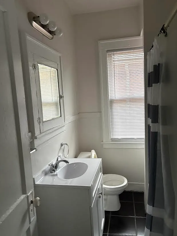 3 bed, 2200 sqft, $850 — Photo 4