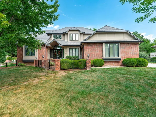 1158 N Glenmoor Dr, Wichita, KS 67206