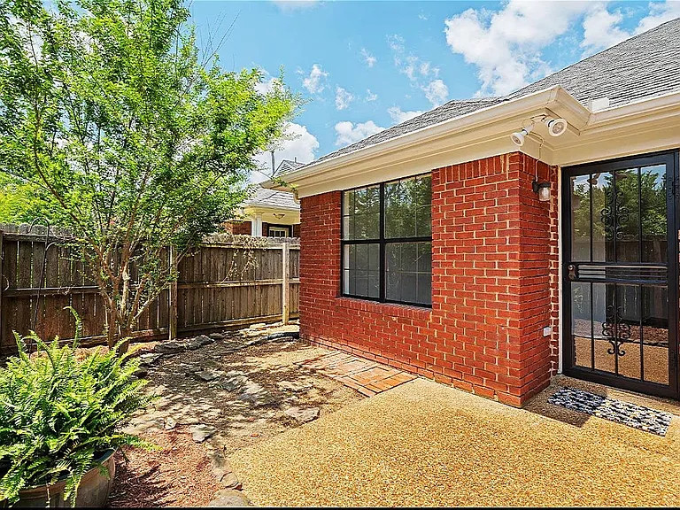 1179 Scarlet Tanager Ln — Photo 11