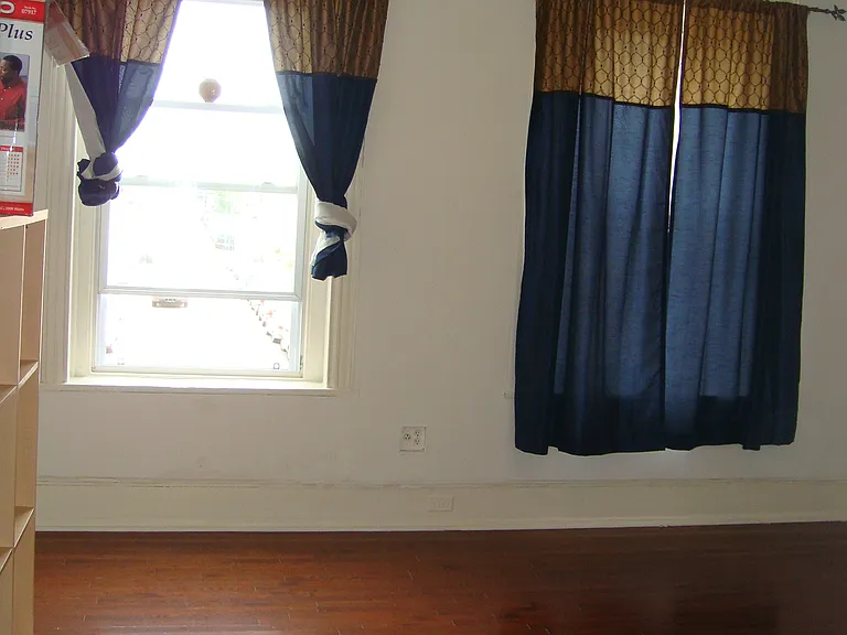4202 Chestnut St — Photo 4