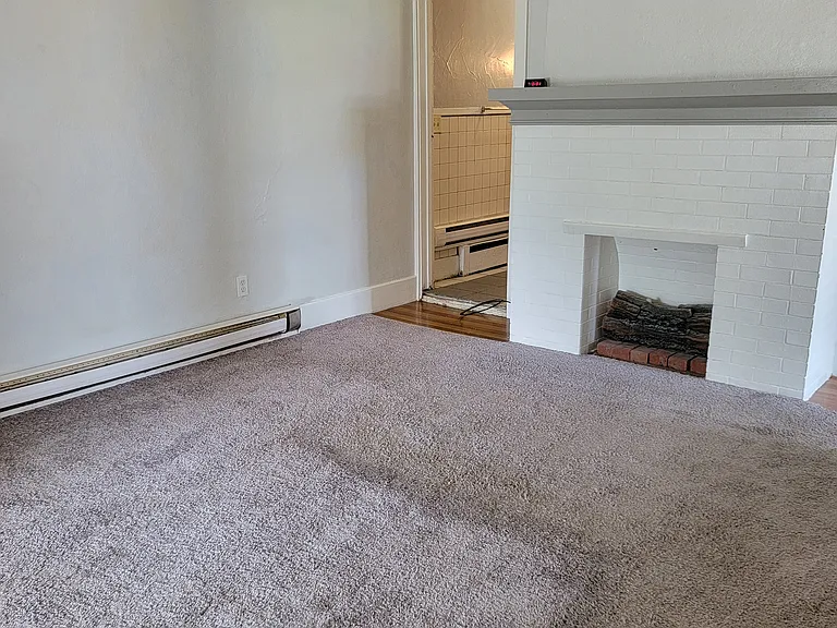 1308 Main St #2 — Photo 2