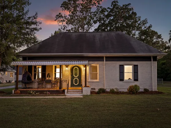 4592 Old Mission Rd, Chattanooga, TN 37411