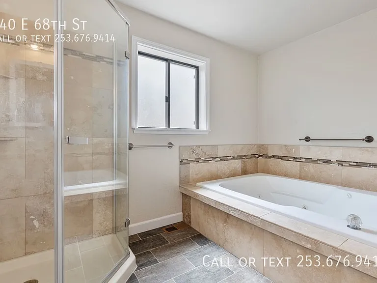 240 E 68th St — Photo 14