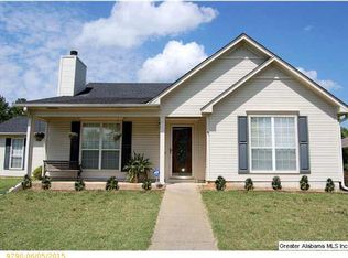 139 Pebble Ln, Alabaster, AL 35007