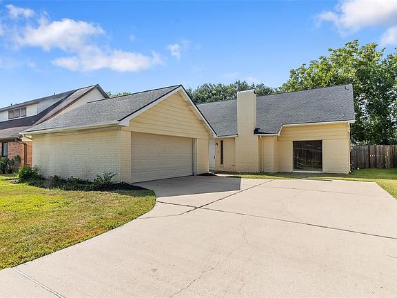 2nd image of 2406 Stillmeadow Dr