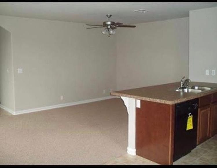 1st image of 3505 E Fairmont Place & 3507