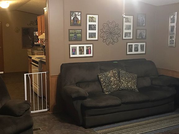 3rd image of 329 Comeaux Dr